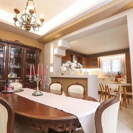 Вилла Holiday Hideout W Private Pool Garden *